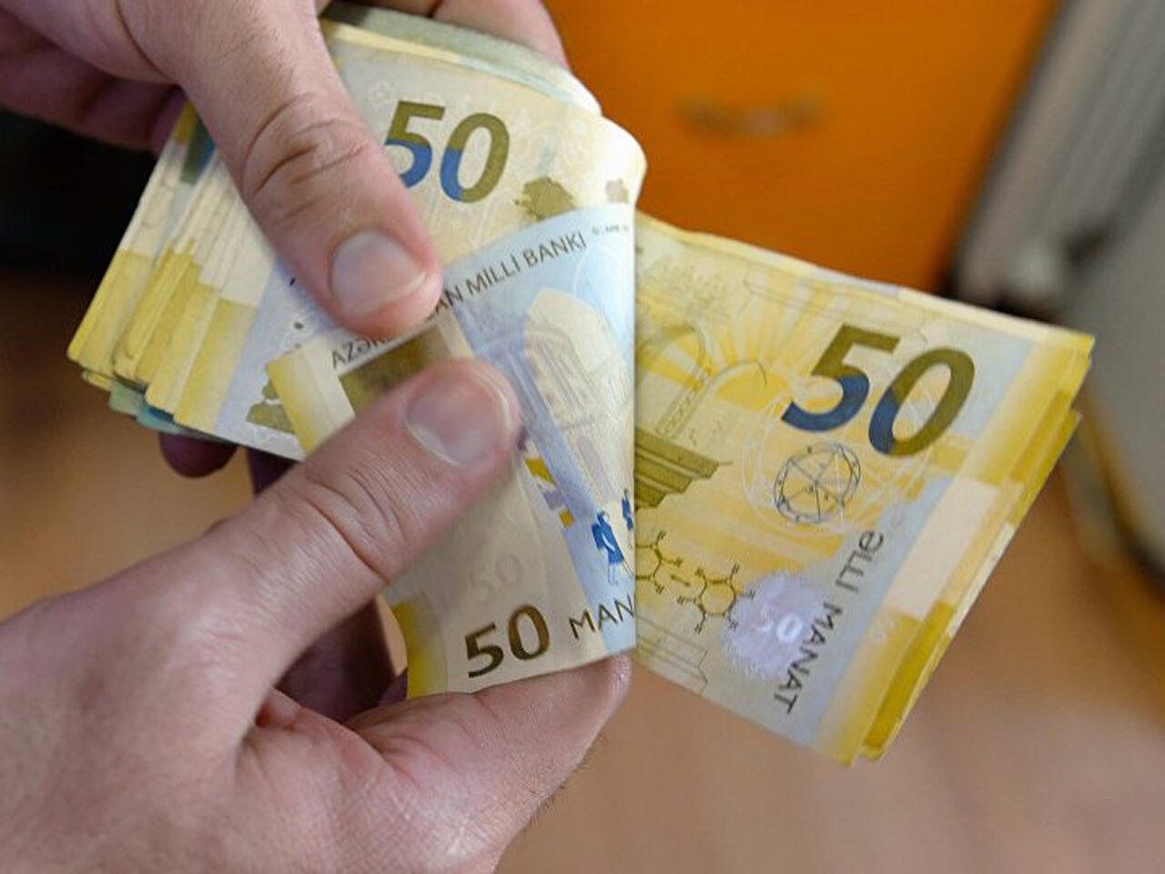 Dövlət qulluğunda mükafat sistemi ləğv olunur